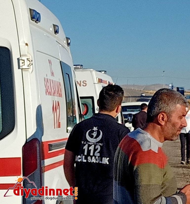 Ağrı da otomobil devrildi ölü yaralı3