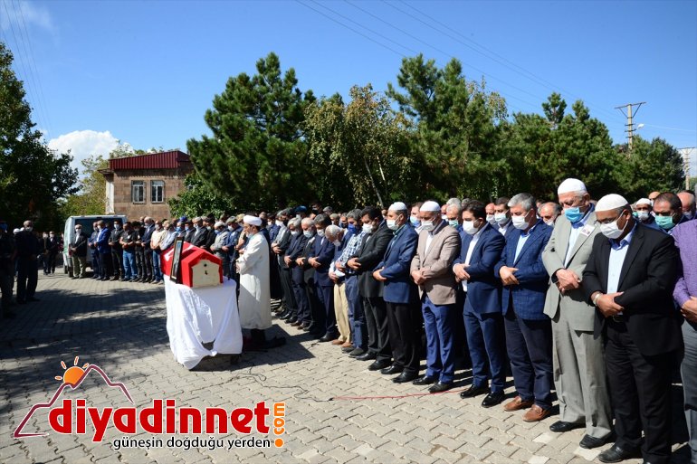 son uğurlandı Eski bakan yolculuğuna Ergezen Zeki 8