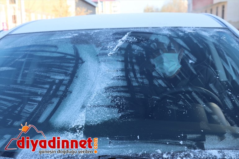 Ağrı da dereler dondu5