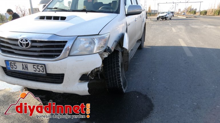 Ağrı da hız yapan araç kazaya sebep oldu5