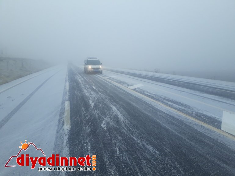 Ağrı da kar ve sis sürücülere zor anlar yaşattı2