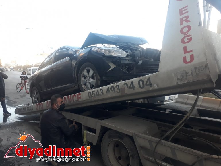 Ağrı da maddi hasarlı kaza6