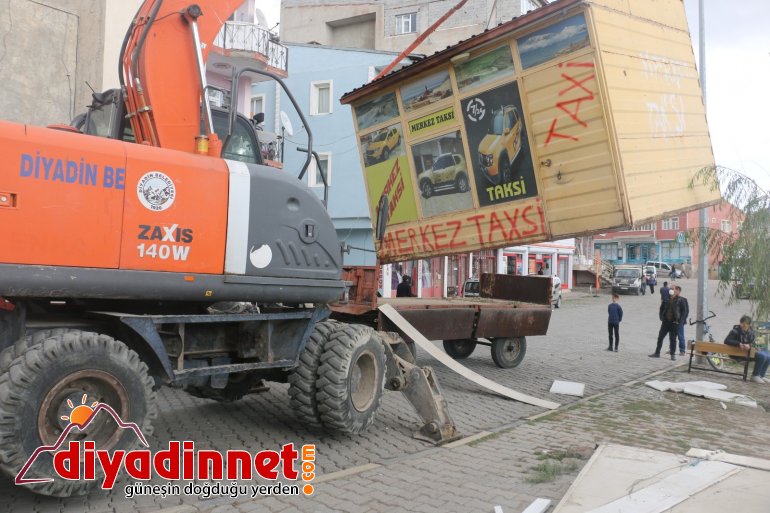 Ağrı Diyadin’deki merkez taksi durakları yenileniyor1