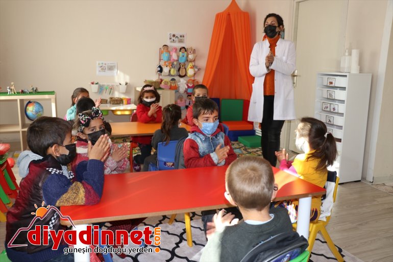 dönüştürdü sınıfına Okulun öğrencilerin AĞRI ayrılmak istemediği bir onarıp ana kömürlüğünü - 11