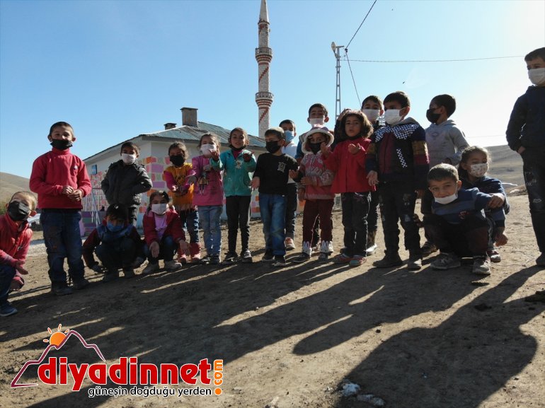 onarıp - AĞRI ayrılmak dönüştürdü kömürlüğünü öğrencilerin bir Okulun istemediği ana sınıfına 13