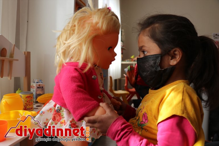 bir sınıfına onarıp istemediği ana öğrencilerin AĞRI ayrılmak - Okulun kömürlüğünü dönüştürdü 10