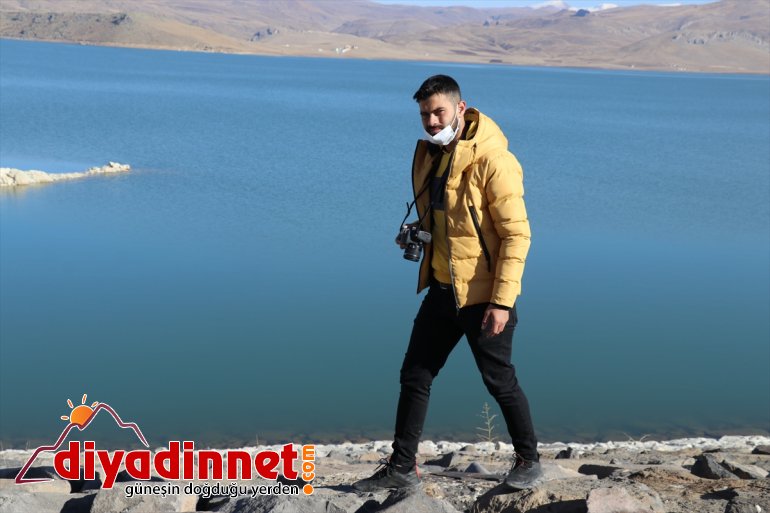 ailesine - kucak için koşuyor Suriyeli yardıma Türkiye