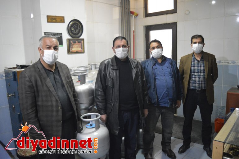 Kaçak tüp dolumu yapan akaryakıt istasyonları tehlike saçıyor