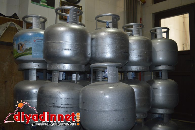 Kaçak tüp dolumu yapan akaryakıt istasyonları tehlike saçıyor2