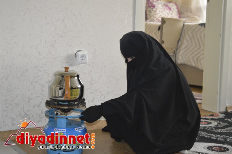 Kızıyla yaşayan engelli anne yardım bekliyor5