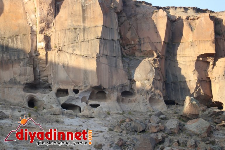 Meya Antik bekliyor peribacalarıyla çevresindeki Kenti AĞRI keşfedilmeyi - 4