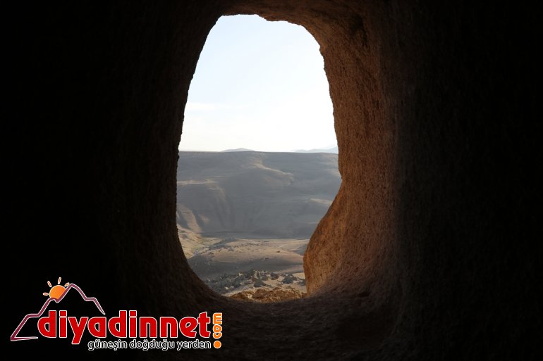 çevresindeki keşfedilmeyi peribacalarıyla - Kenti bekliyor Meya Antik AĞRI 7