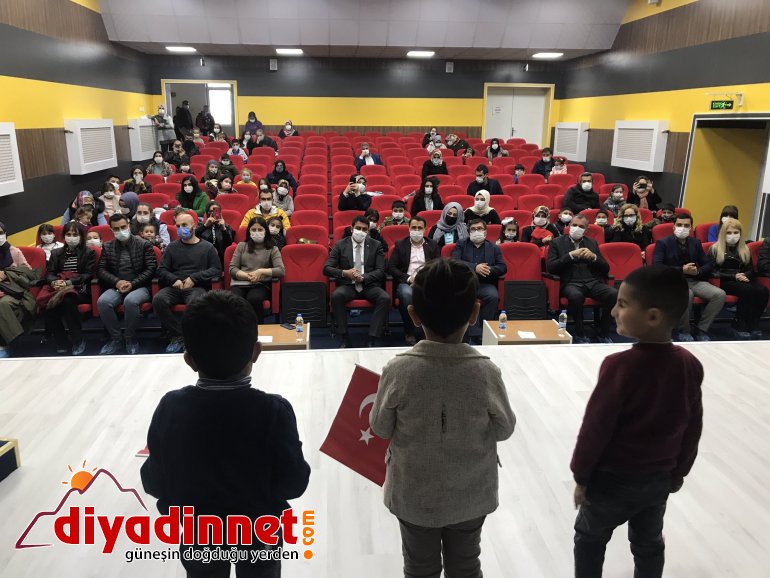 Uzay Haftası Etkinlikleri kapsamında düzenlenen yarışmanın kazananları ödüllerine kavuştu6