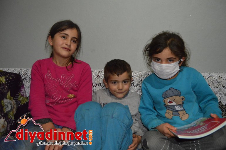 yıllık Ağrılı öğretmen meslek hayatını köy okulu öğrencileri ile renklendiriyor3