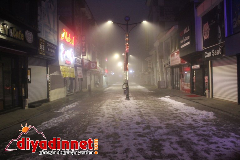 Ağrı akşam saatlerinde sis etkili oldu2