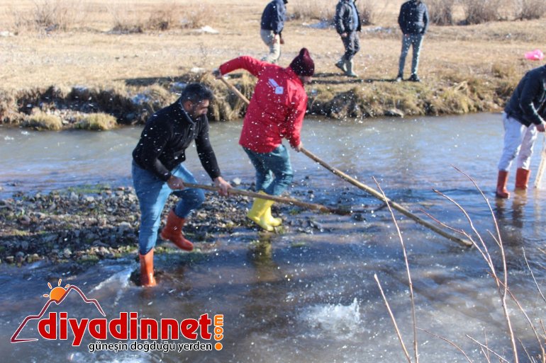 Ağrı da balıkçılar ilk mesailerine başladı7