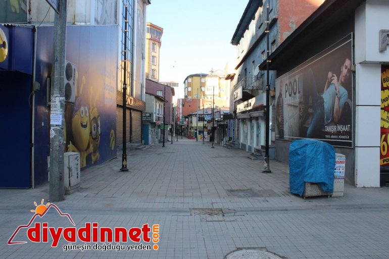 Ağrı da kısıtlamalar nedeniyle cadde ve sokaklar boş kaldı2