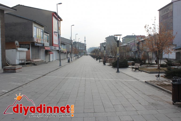 Ağrı da sokağa çıkma yasağı nedeniyle meydanlarda sessizlik hakim5