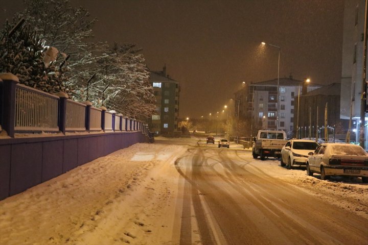 Ağrı kar yağışı etkili oluyor1