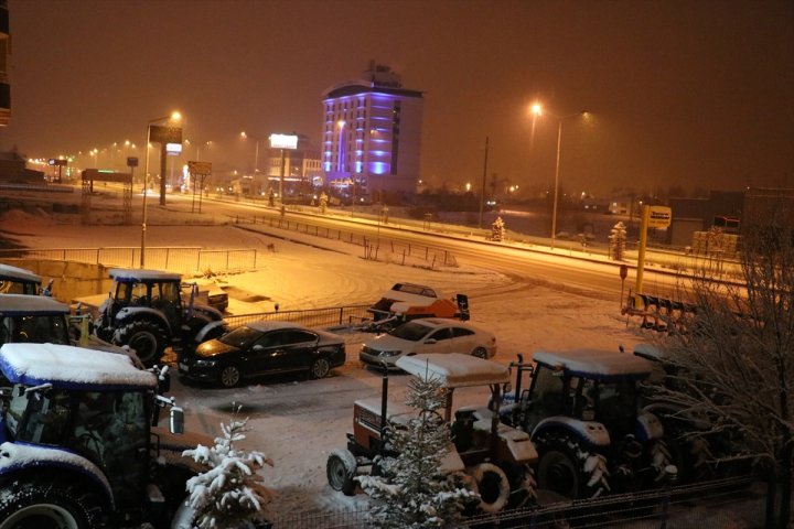 Ağrı kar yağışı etkili oluyor3