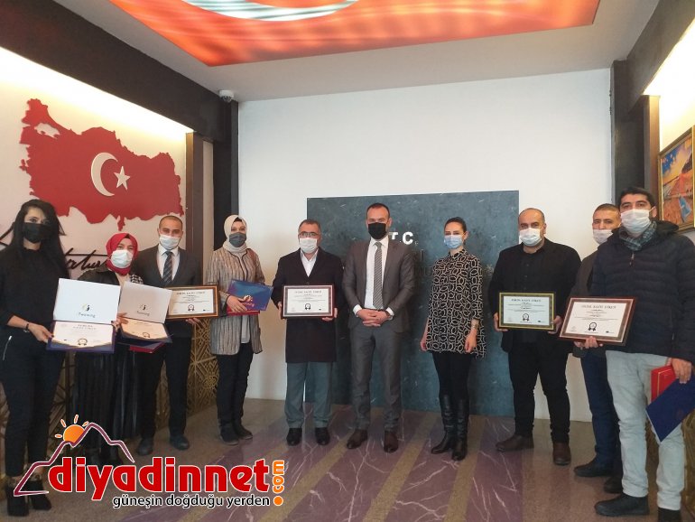 Ağrı Milli Eğitim Müdürü Tekin, eTwinning'de başarılı okul ve öğretmenleri ödüllendirdi