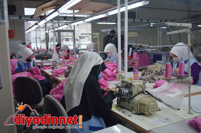 Ağrı Tekstilkent pandemi döneminde iş istihdamı sağlamaya devam ediyor15