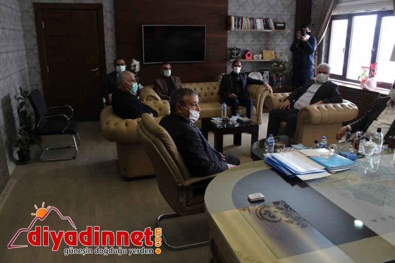 AĞRI TİCARET VE SANAYİ ODASI, 55 ÖĞRENCİYE TABLET HEDİYE ETTİ1