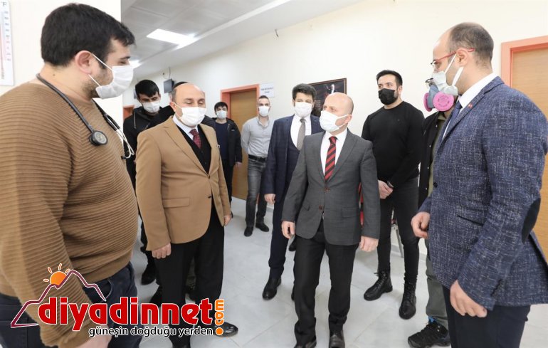 Ağrı Valisi Osman Varol Aile Sağlığı Merkezinde İncelemelerde Bulundu5