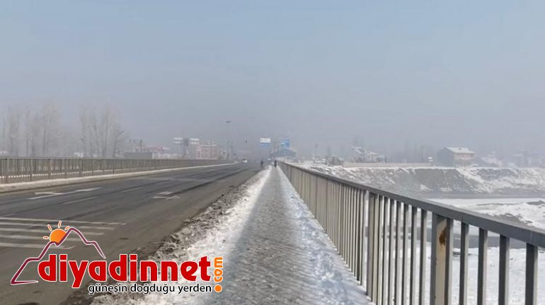 Ağrı yı etkisi altına alan Sibirya soğukları nedeniyle Murat Nehri buz tuttu3