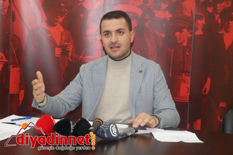 Ağrı'da iki çocuğuyla yangında ölen kahraman babanın ailesi için toplanan bağışla ev alınacak