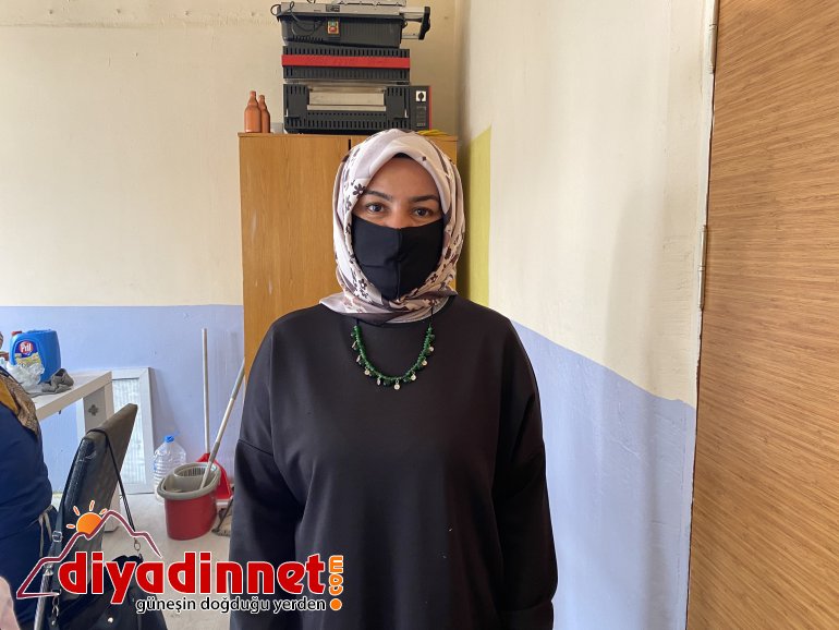 Ağrılı kadınlar atık cam ve şişeleri sanat eserine dönüştürüyor9