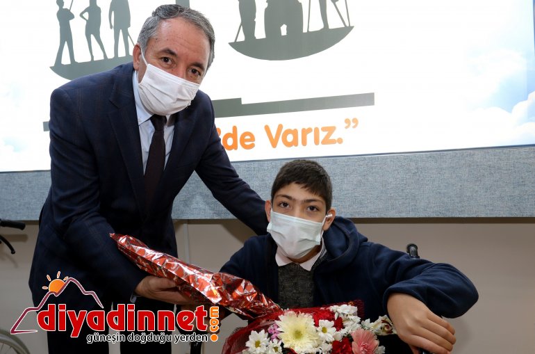 AİÇÜ özel gereksinimi olan muhataplarının hayatını ışığıyla aydınlatıyor5