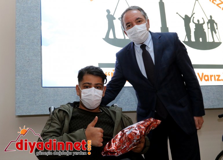 AİÇÜ özel gereksinimi olan muhataplarının hayatını ışığıyla aydınlatıyor6