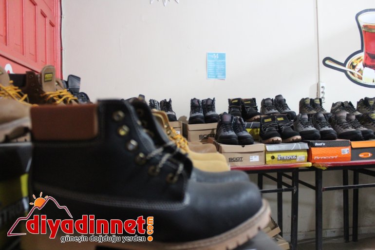 Korona virüs nedeniyle kapattıkları çay ocaklarında şimdi farklı ürünler satıyorlar5