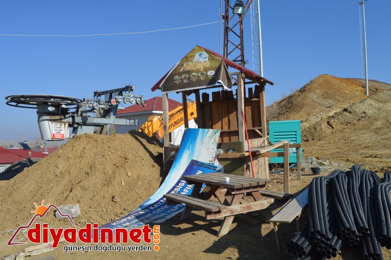 Küpkıran Kayak Merkezi sezona gece kayağıyla başlayacak1