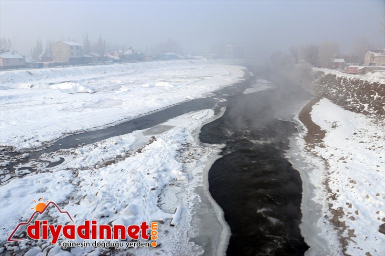 Yoğun sis Ağrı yı etkisi altına aldı12