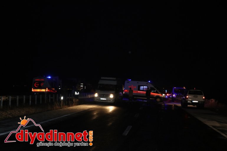 yaralı trafik zincirleme AĞRI 3 nedeniyle kazası: kayganlaşan Buzlanma - yolda 7