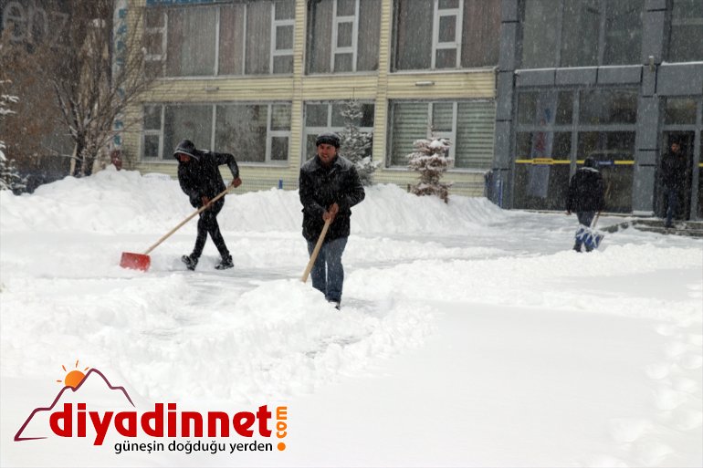 Ağrı da kar ve tipi etkili oluyor5