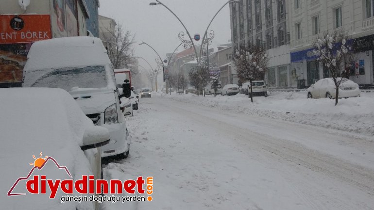 Ağrı da köy yolları kar ve tipi nedeniyle ulaşıma kapandı6