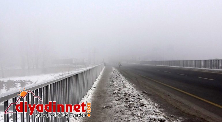 Ağrı da sis nedeniyle göz gözü görmedi4