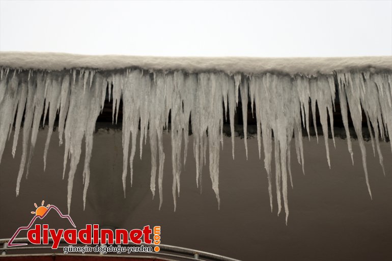 Ağrı da termometreler sıfırın altında dereceyi gösterdi9