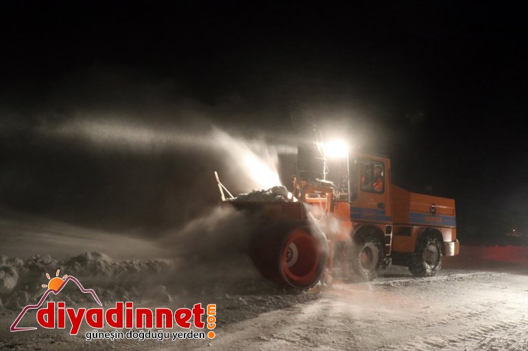 karla AĞRI zorlu sürüyor mücadele gece Doğu