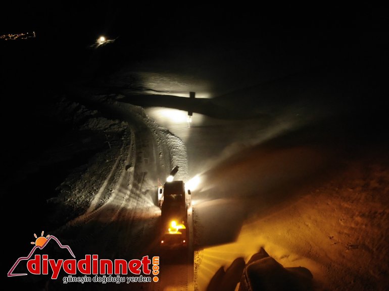 yolları AĞRI açıyor sıfırın 25 - kaplanları Kar altında derecede 6