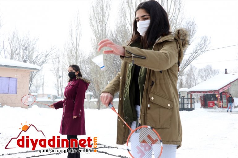 arası badminton - hayvancılığa Köylülerden AĞRI 12