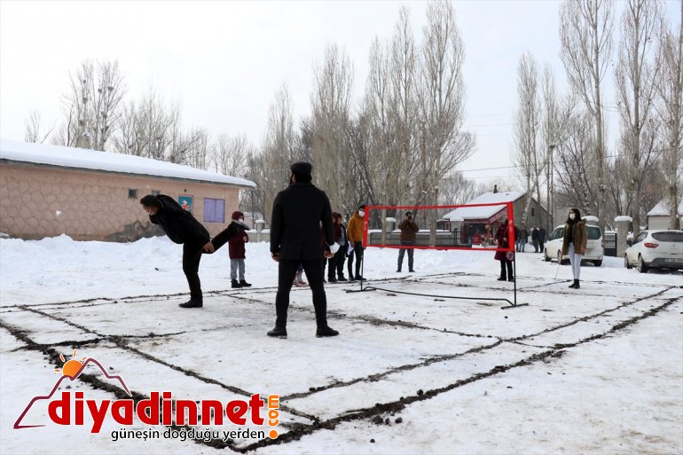 badminton - AĞRI hayvancılığa arası Köylülerden 25