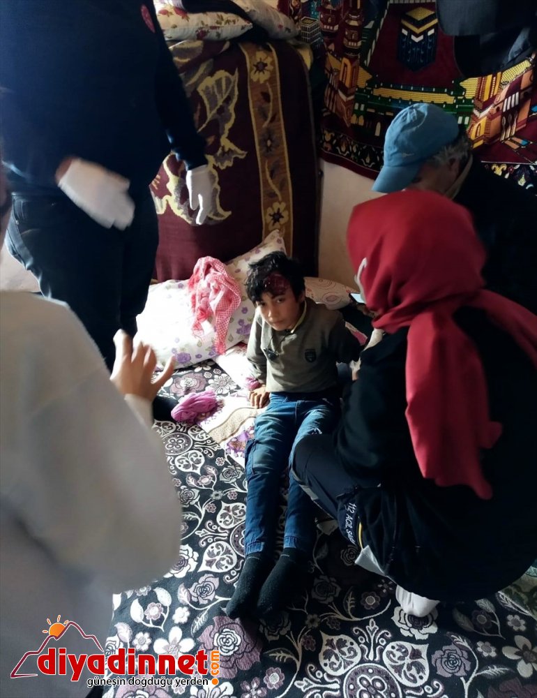 travması kafa Ağrı