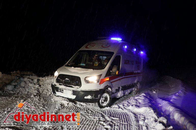 yardımına kardan kapanan yolu paletli ambulans köydeki hamile Ağrı