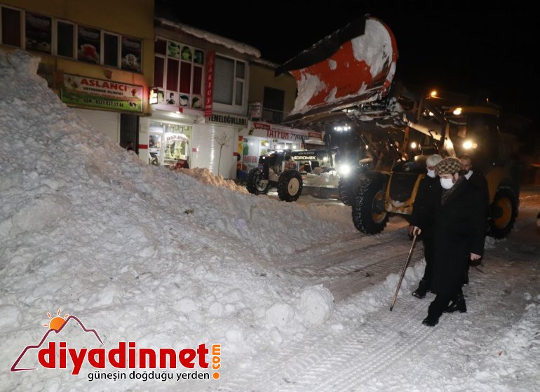 Başkan Sayan, Ağrı'da Karla Mücadele Çalışmalarını Denetledi