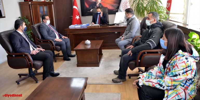 Muş'ta dereceye giren sporculara malzeme desteği