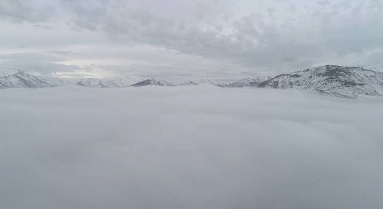 Tatvan'da yoğun sis etkili oldu